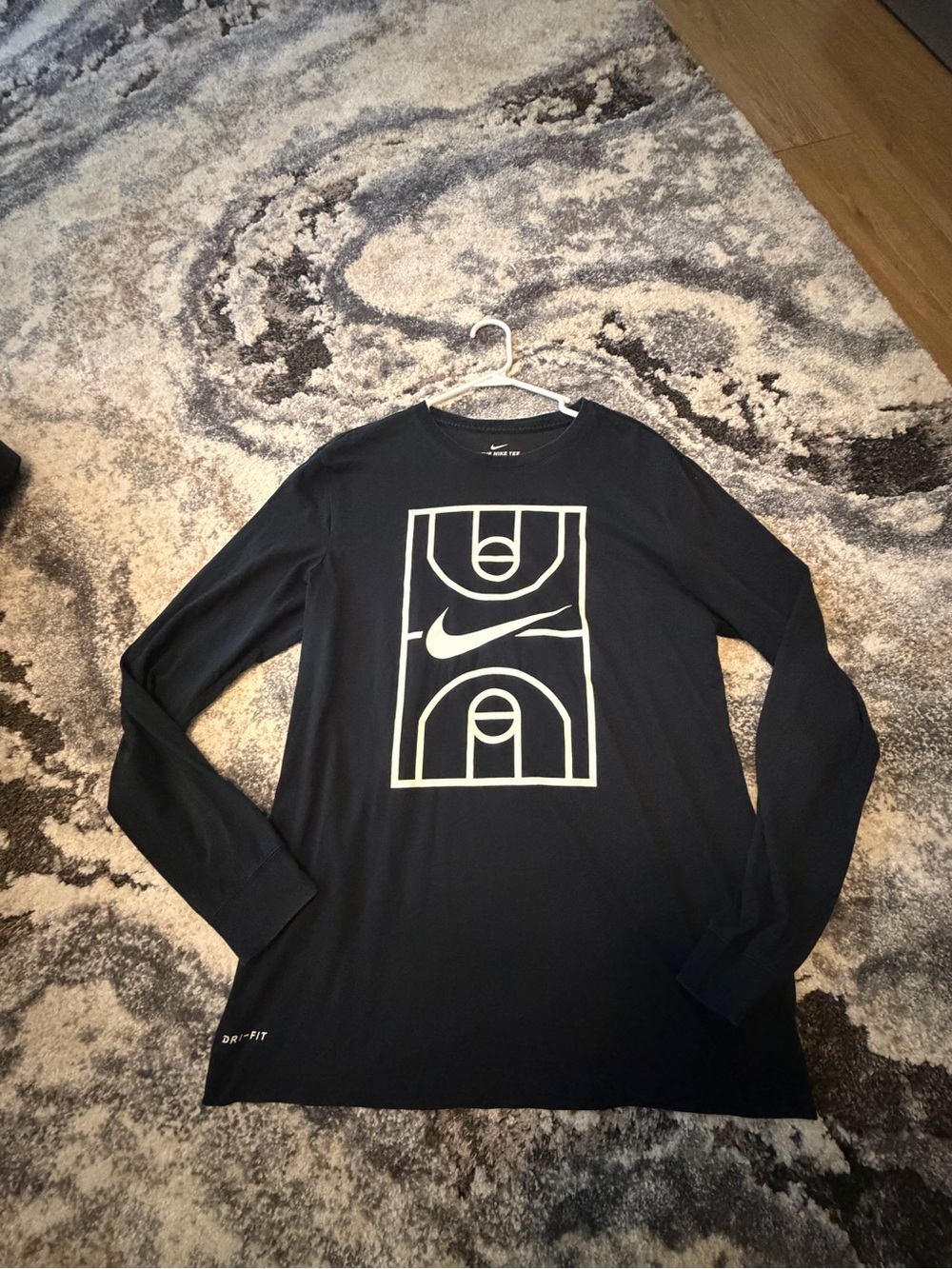 Nike Men’s Black Crewneck Long Sleeve with White Court Graphic